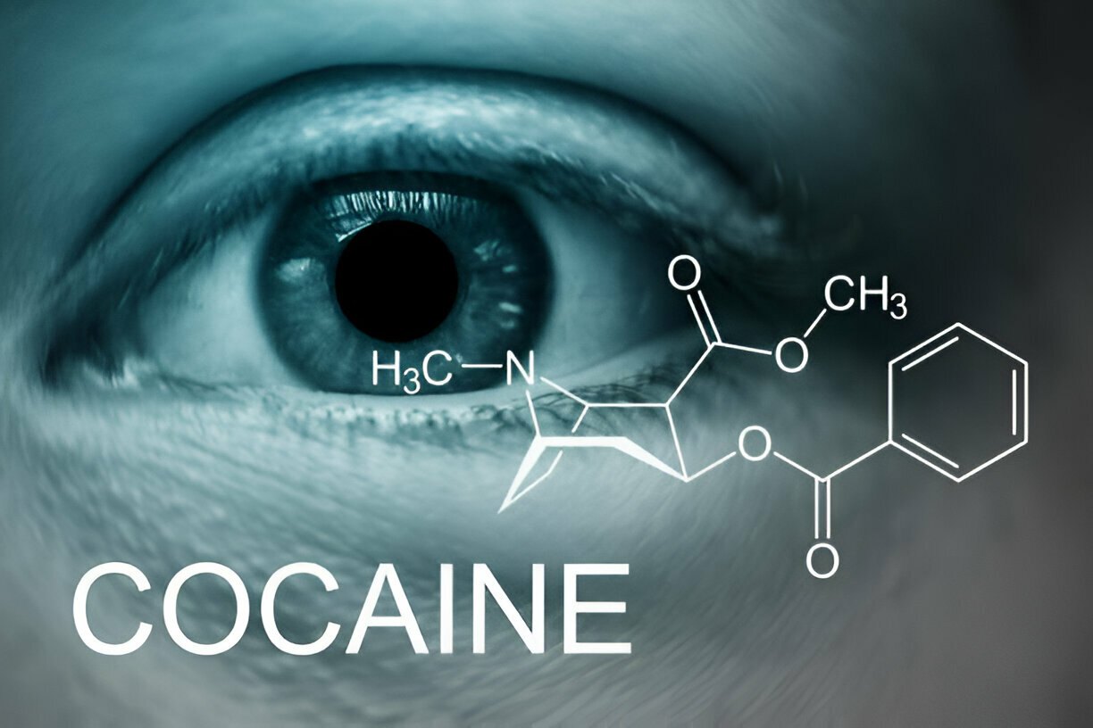 cocaine eyes